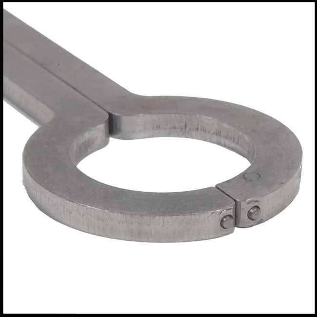 Schultz & Larsen Ring Spanners for Moderators